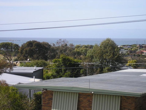 Sunningdale Beach House 16 - Accommodation Fremantle 1