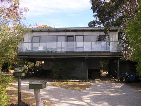 Sunningdale Beach House 16 - Accommodation Fremantle 0