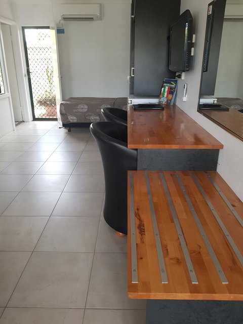 Sunseeker Motel - Accommodation Fremantle 1
