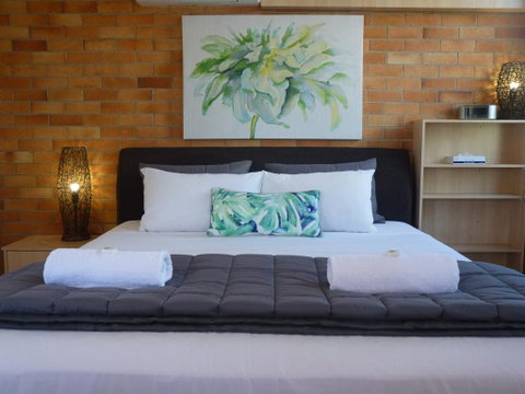 Sunseeker Motel - Accommodation Fremantle 0