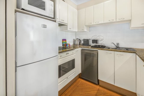 Super Convenient Apartment With Garden Views - Accommodation Fremantle 3
