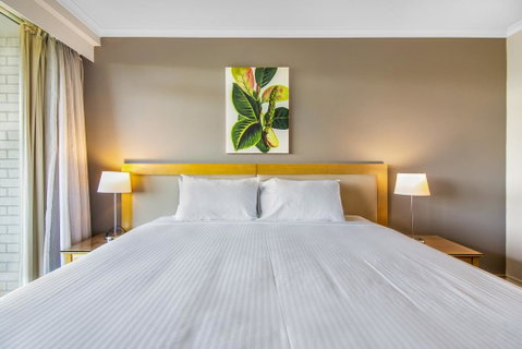 Super Convenient Apartment With Garden Views - Accommodation Fremantle 1
