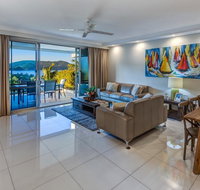 Superior Poinciana 011 on Hamilton Island - Accommodation Fremantle