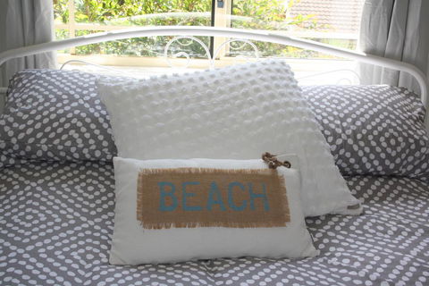 Surf Beach On Eric - Accommodation Fremantle 1