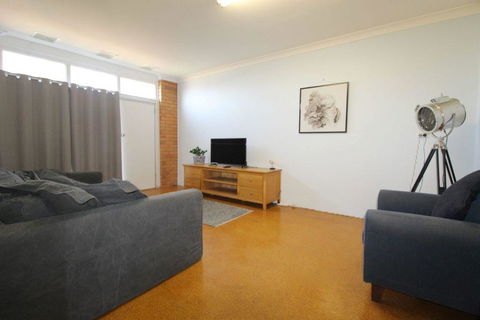 Surf Break & Ocean Break - Accommodation Fremantle 3