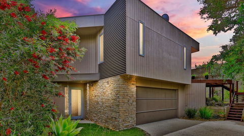 SURF Side SECRET INVERLOCH - Accommodation Fremantle 0