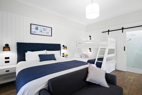 Surfaris Retreat - Accommodation Fremantle 0
