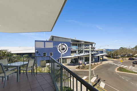 Surfcomber On The Beach - Accommodation Fremantle 3