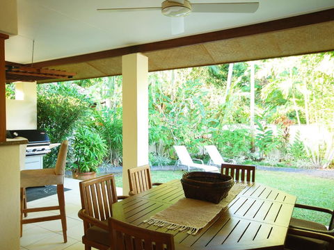Surya Beachfront Villa No.1 - Accommodation Fremantle 0