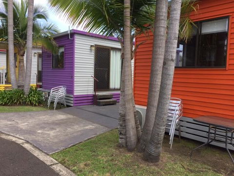 Sussex Palms Holiday Park - Accommodation Fremantle 0