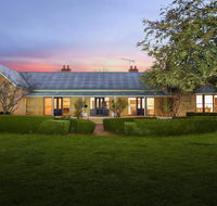 Sutton Downs - renovated country home on 100 acres - Accommodation Fremantle