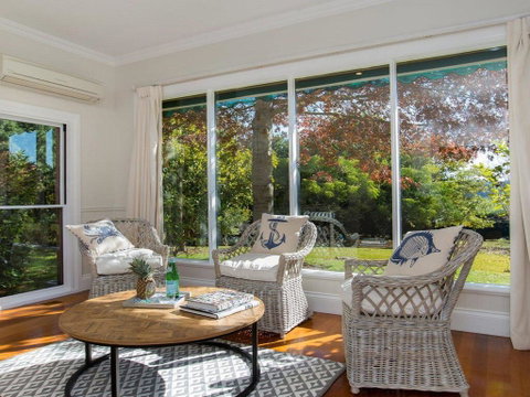Sutton Downs - Renovated Country Home On 100 Acres - Accommodation Fremantle 3