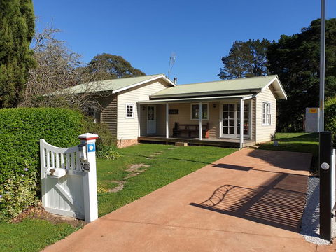 Sutton Forest Cottage - Accommodation Fremantle 1