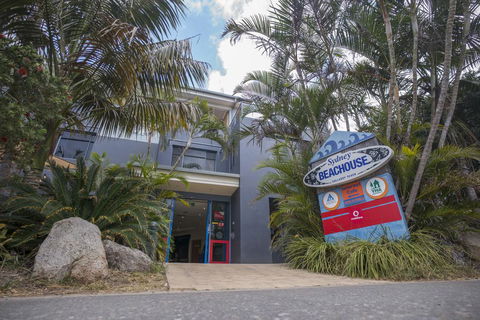 Sydney Beachouse YHA - Accommodation Fremantle 1