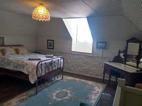 Tanilba House - Accommodation Fremantle 2