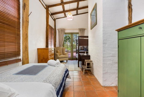 Taradale House Estate - Accommodation Fremantle 2