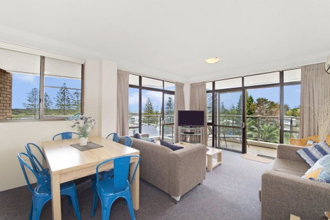 Tasman Towers 9, 3 Munster Street - Accommodation Fremantle 2