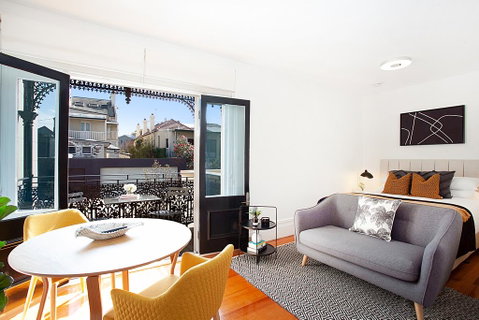 Tasteful Modern Studio 2.3Km From City Centre - Accommodation Fremantle 0