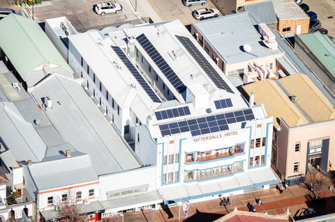 Tattersalls Hotel - Accommodation Fremantle 2