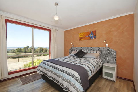 Tennessee Hill Cottage - Accommodation Fremantle 1