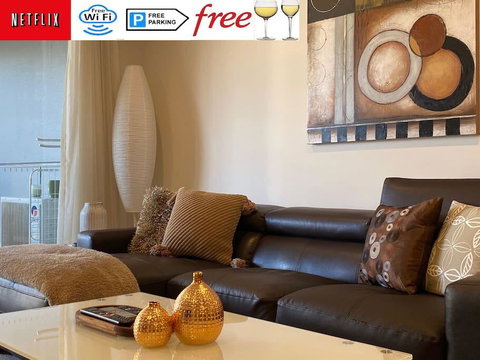 TERRACE LUX FULLY AIR 2 CAR FREE NETFLIX WIFI WINE - Accommodation Fremantle 0