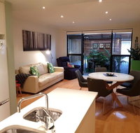The Artisan - 3BR House In The City - Accommodation Fremantle