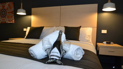 The Astor Suites - Accommodation Fremantle 0