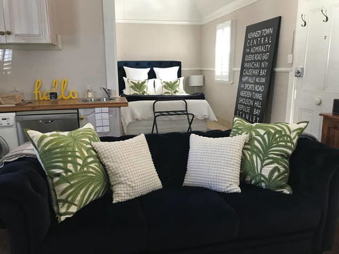 The Bakers Cottage - Accommodation Fremantle 0