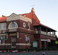 The Bank BB West Wyalong - Accommodation Fremantle