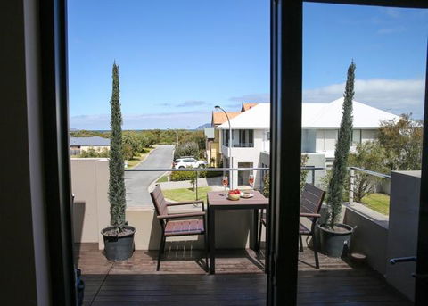 The Beach House At Bayside - Accommodation Fremantle 1