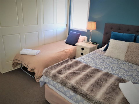 Birch Lane - Accommodation Fremantle 14