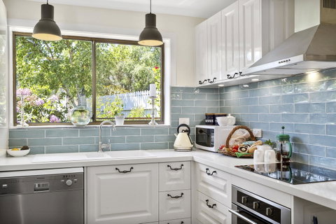 Birch Lane - Accommodation Fremantle 11