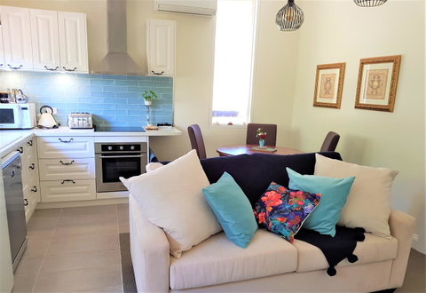 Birch Lane - Accommodation Fremantle 15