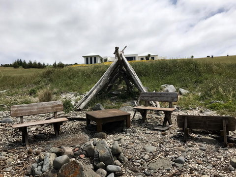 Saltwater - Absolute Oceanfront, Hot Tubs, Sauna, Fire Pits - Accommodation Fremantle 9