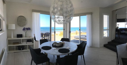 Saltwater - Absolute Oceanfront, Hot Tubs, Sauna, Fire Pits - Accommodation Fremantle 10
