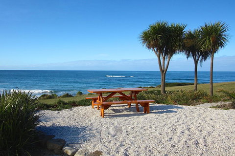 Saltwater - Absolute Oceanfront, Hot Tubs, Sauna, Fire Pits - Accommodation Fremantle 36