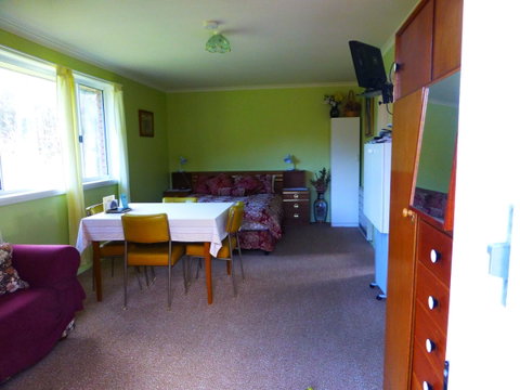 Quamby Pines Chalet - Accommodation Fremantle 4