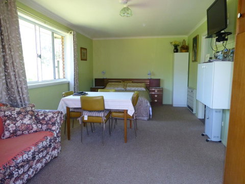 Quamby Pines Chalet - Accommodation Fremantle 27
