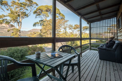 Freycinet Timber Cottage 1 - Accommodation Fremantle 3