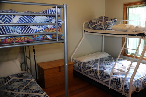 Hazards Beach House - Accommodation Fremantle 11