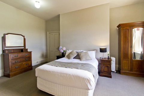 Deloraine Hotel - Accommodation Fremantle 26
