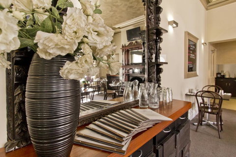 Deloraine Hotel - Accommodation Fremantle 29