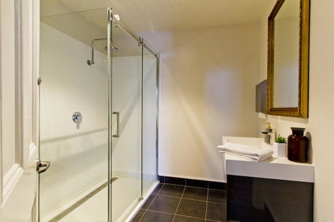 Deloraine Hotel - Accommodation Fremantle 7