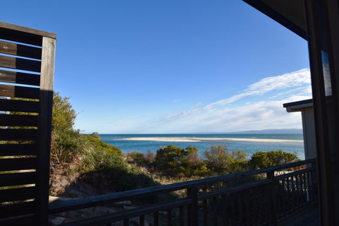 The Strand ~ On The Edge Of The Beach - Accommodation Fremantle 15