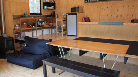 BAY OF FIRES ECO HUT Off Grid Experience At Binalong Bay - Accommodation Fremantle 6