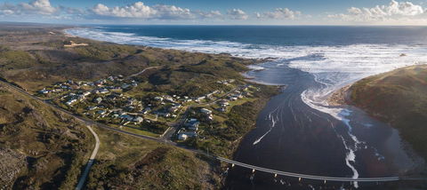 Arthur Riverfront And Sea Lodge Downstream - Accommodation Fremantle 1