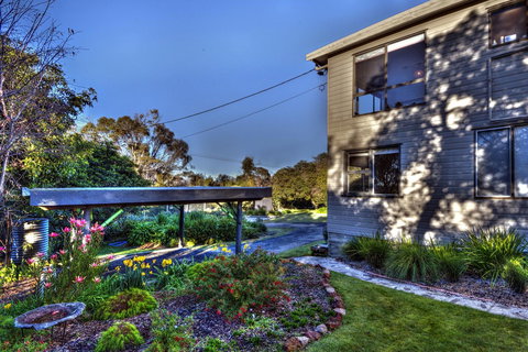 Cove Beach Apartment 2 - Accommodation Fremantle 6