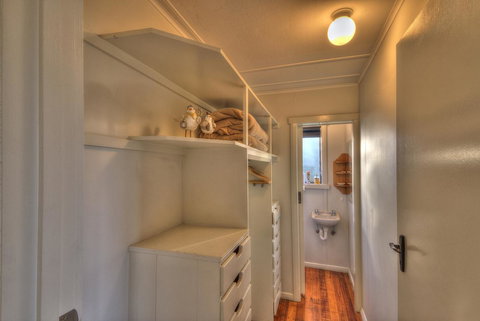 Cove Beach Apartment 2 - Accommodation Fremantle 11