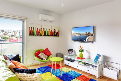 Bellerive Marina View Apartments No 28 - Accommodation Fremantle 1