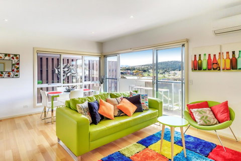 Bellerive Marina View Apartments No 28 - Accommodation Fremantle 2